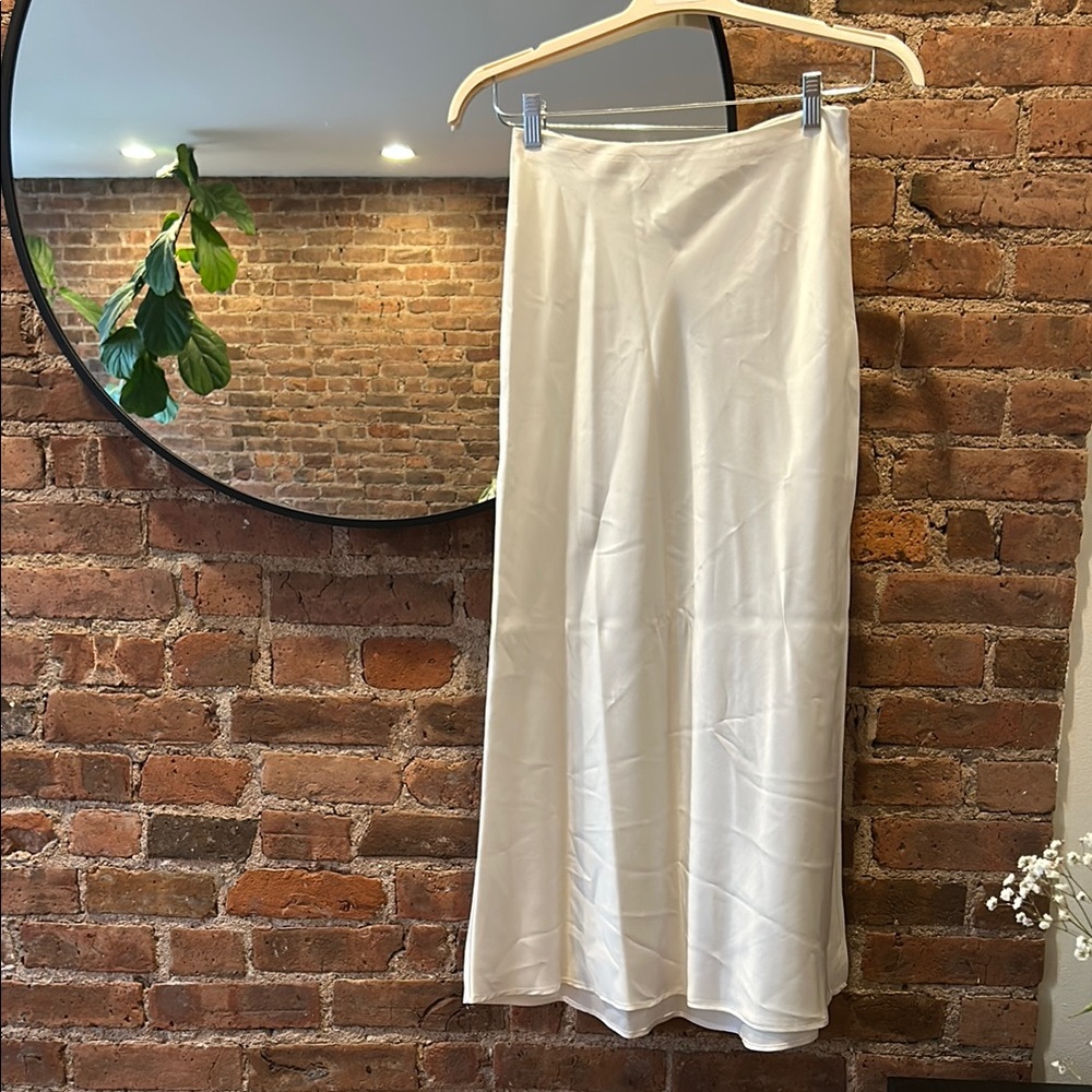 Abercrombie satin skirt